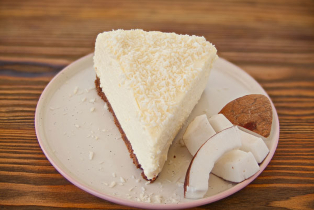 Coconut cinnamon cake