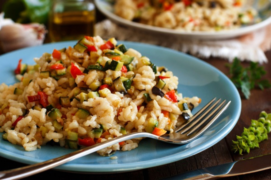 Risotto with vegetables and turmeric