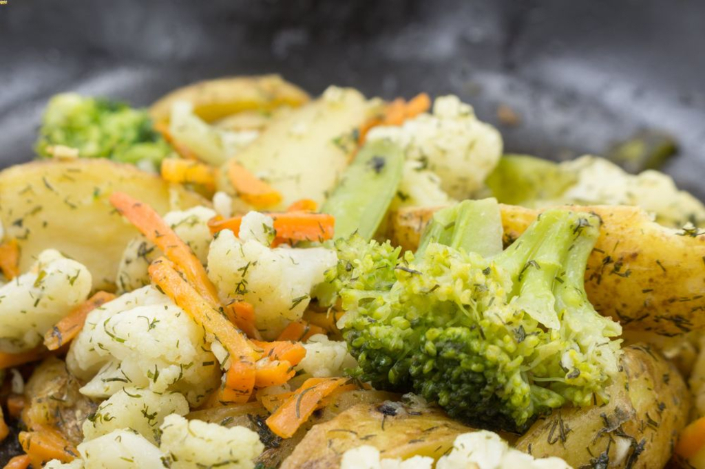 Salade brocolis et pommes de terre