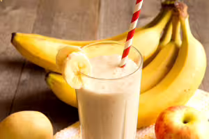 Batido de plátano y manzana