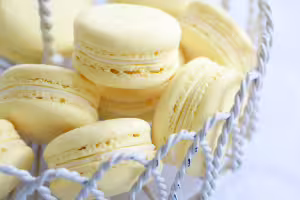 Yuzu macarons