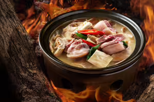 Pig's trotters in white wine