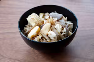 Riz aux pousses de bambou