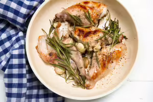 Rabbit legs with thyme
