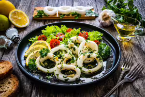 Tintenfisch mit petersilie