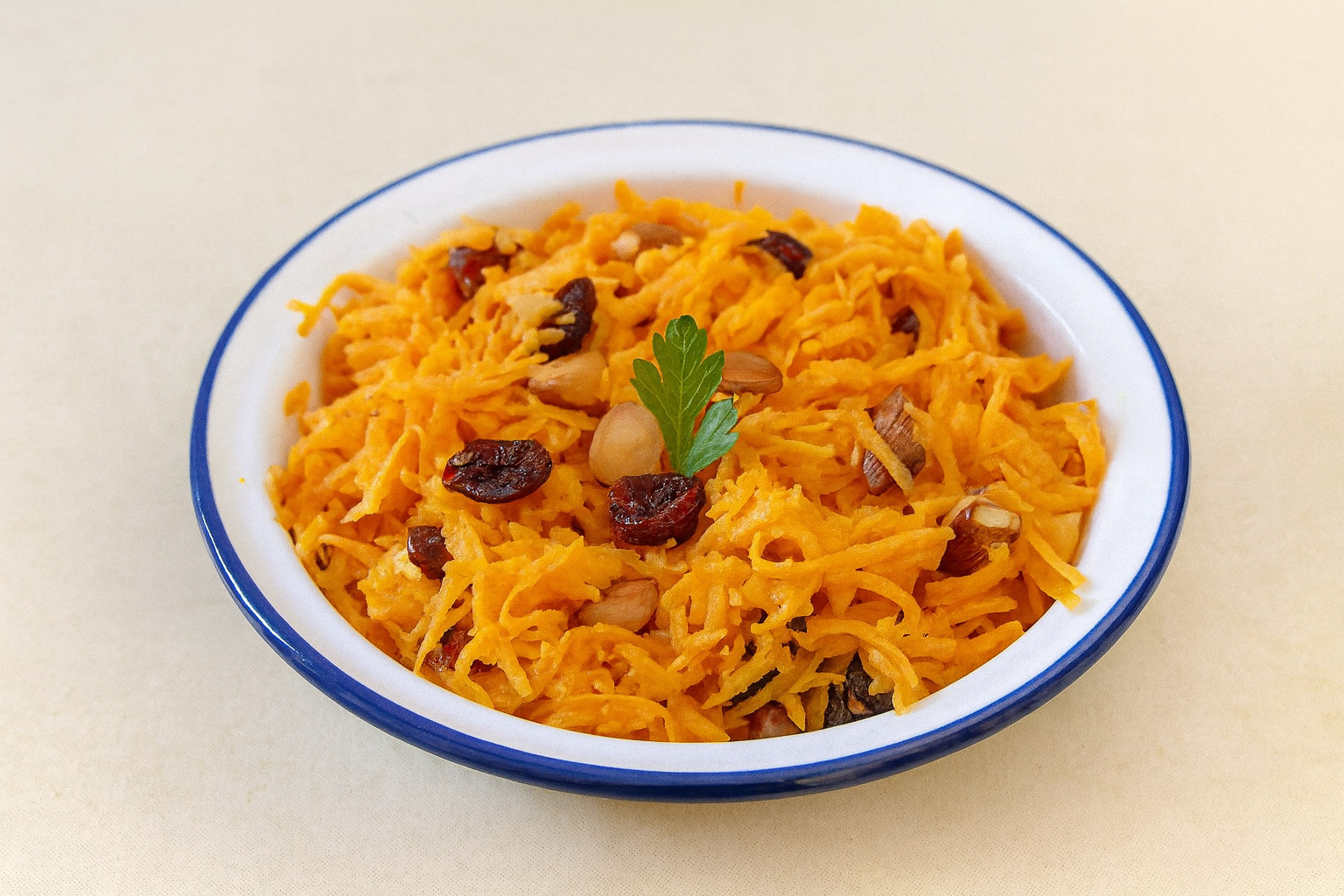 Grated carrot salad