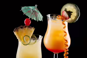 Bahama mama cocktail