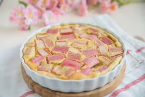 Rhubarb tart