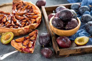Plum pie