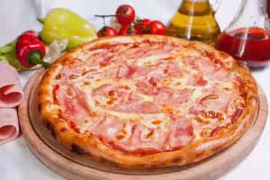 Cheese ham pizza