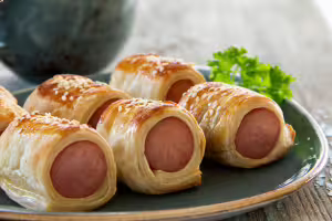 Rollos de salchicha de cóctel