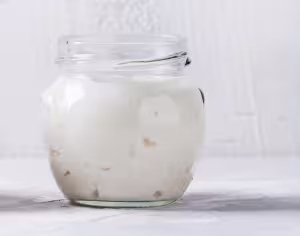 Joghurt aus mandelmilch